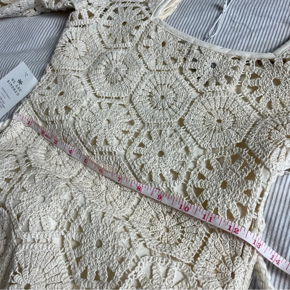 Q13/14 WE ARE KINDRED Luna Crochet Midi Dress - Picture 14 of 16